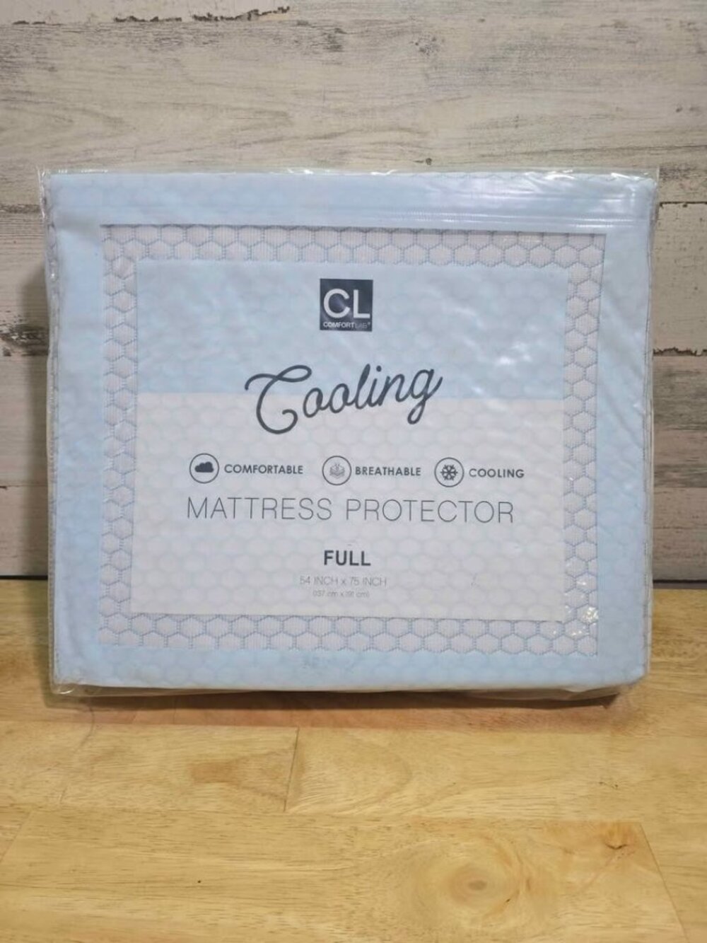 NEW Comfort Lab Cooling Mattress Protector ( Full ) 54” X 75” NIP E5